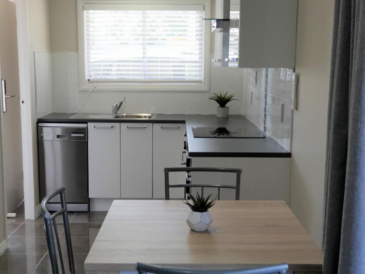 Rose Apartments Unit 6 Central Rotorua-Accommodation & Spa Εξωτερικό φωτογραφία